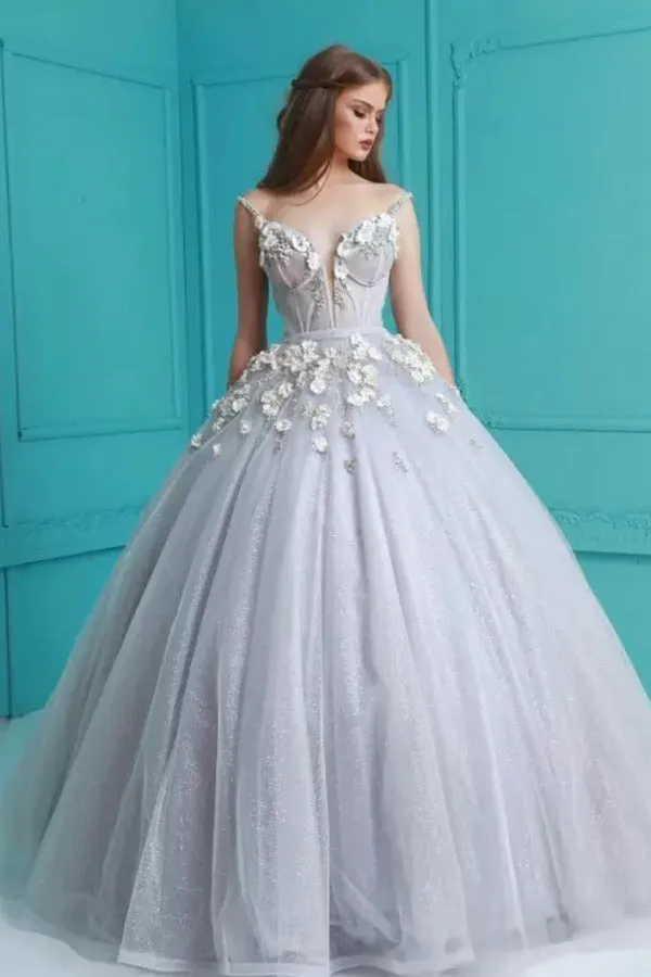 2024 Ball Gown Spaghetti Straps Quinceanera Dresses With Handmade PQT31XXF