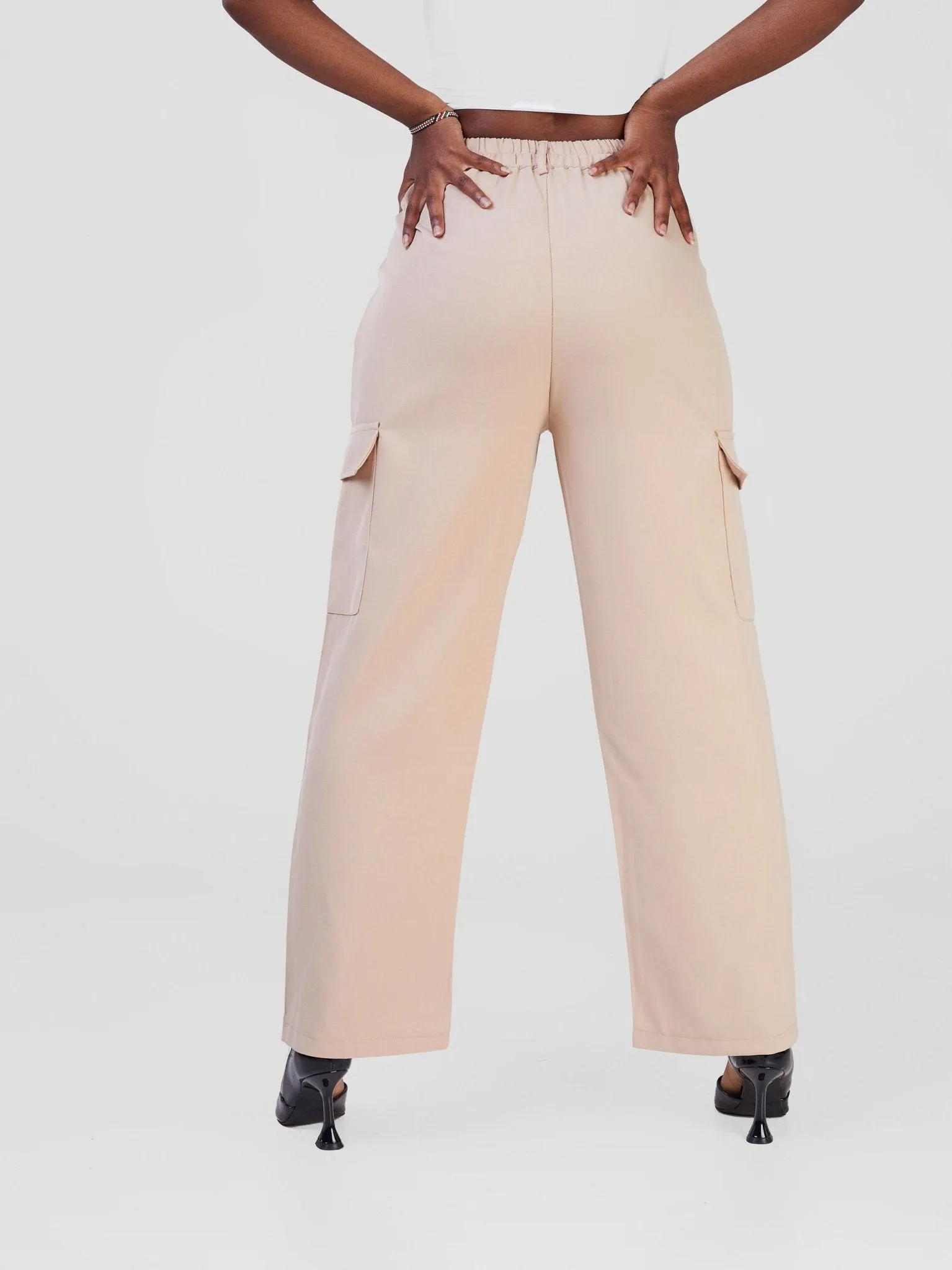 Anika Straight Leg Cargo Pants With Double Pockets - Beige