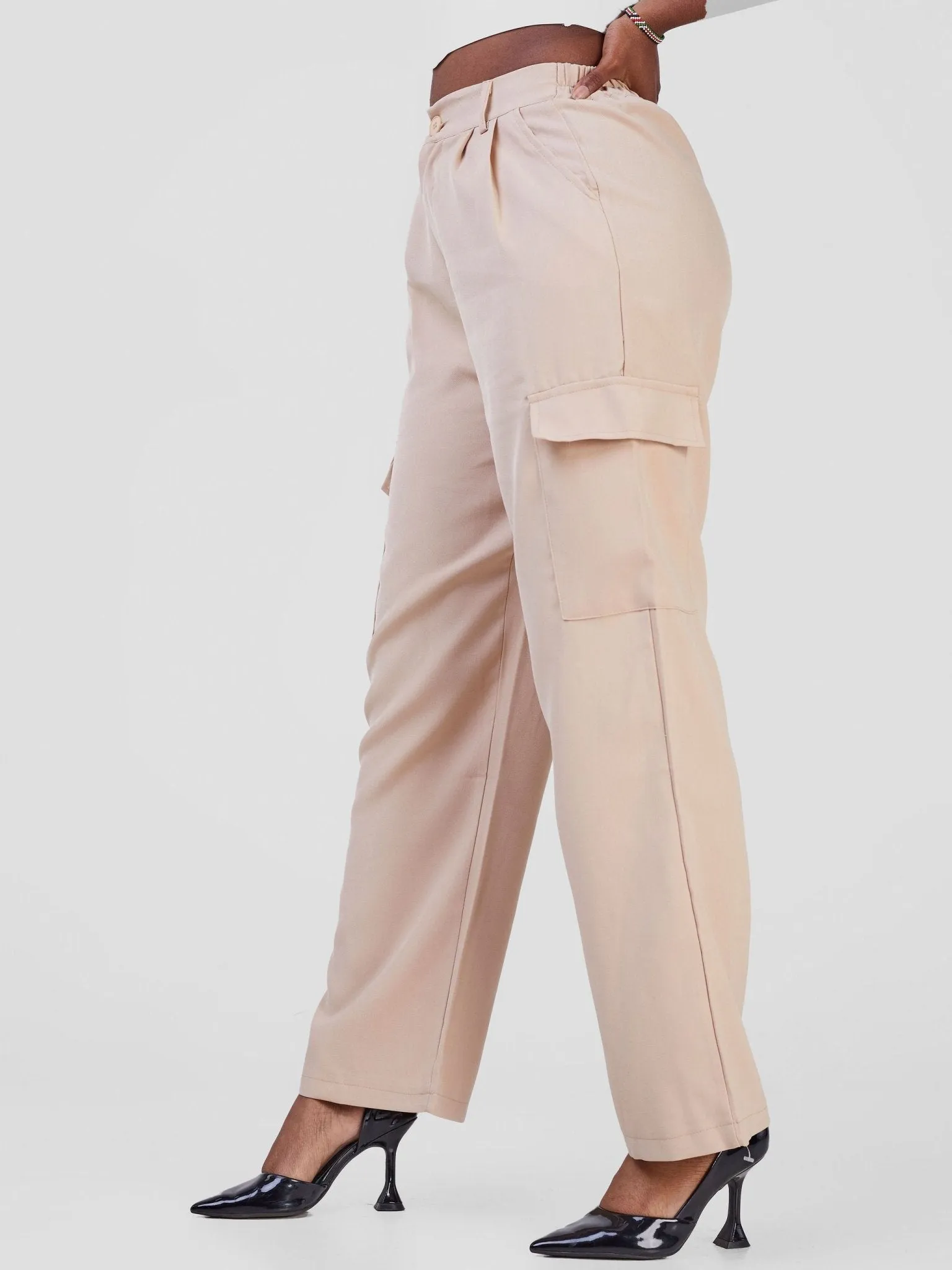 Anika Straight Leg Cargo Pants With Double Pockets - Beige