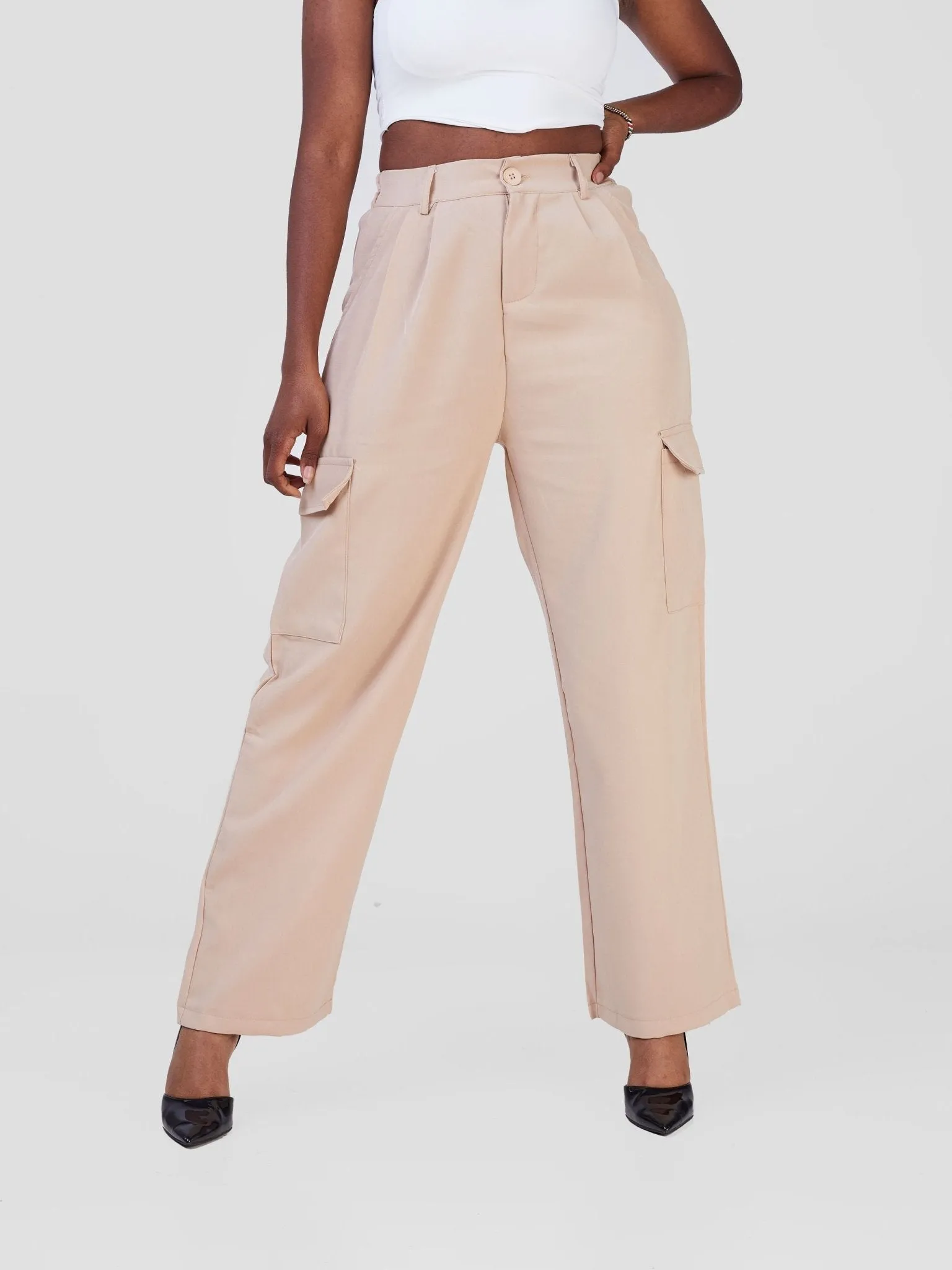 Anika Straight Leg Cargo Pants With Double Pockets - Beige