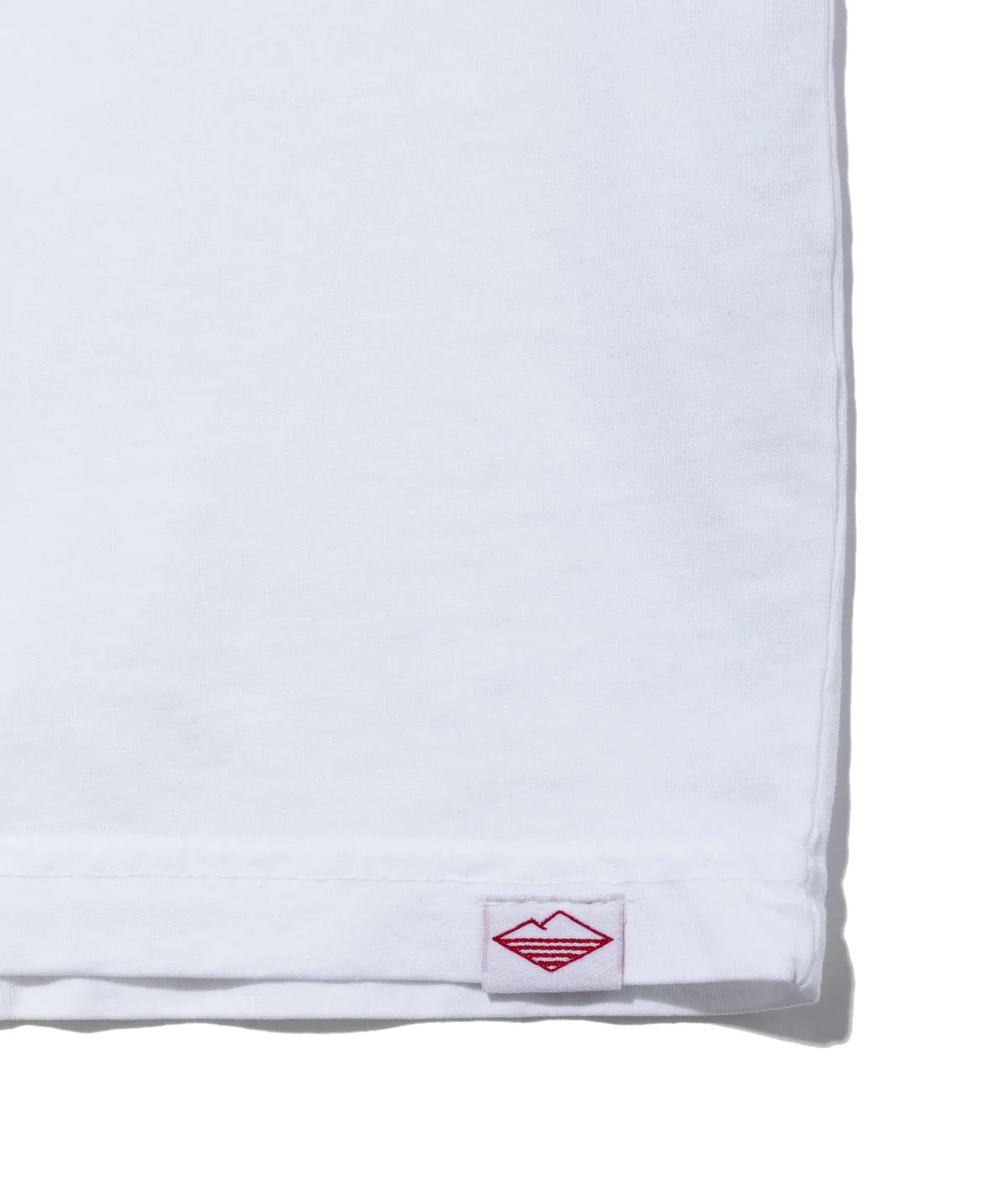 BATTENWEAR 10th Anniversary Team S/S Pocket Tee White