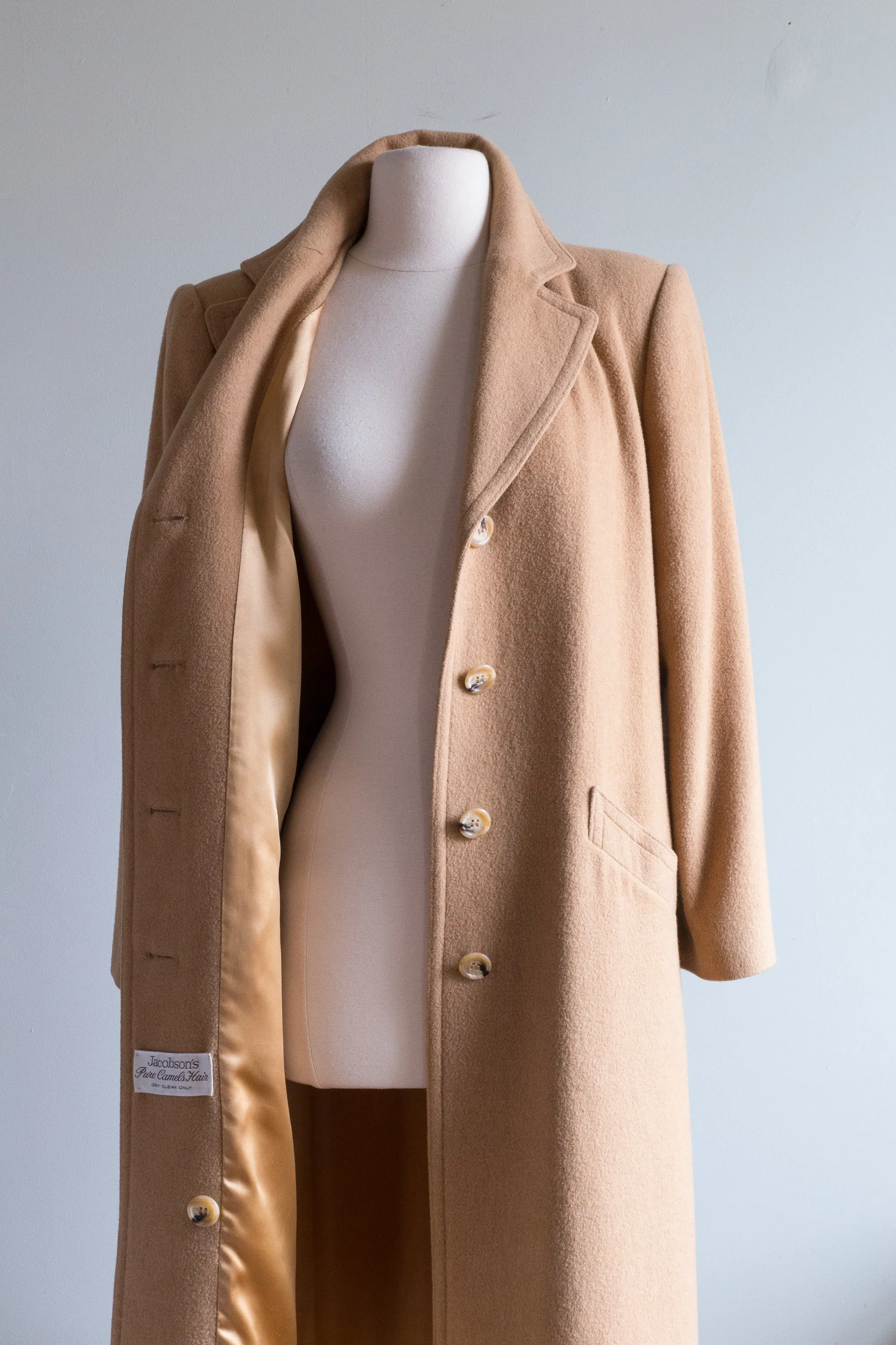 Classic Chic Vintage Long Line Camel Hair Coat With Belt / Medium