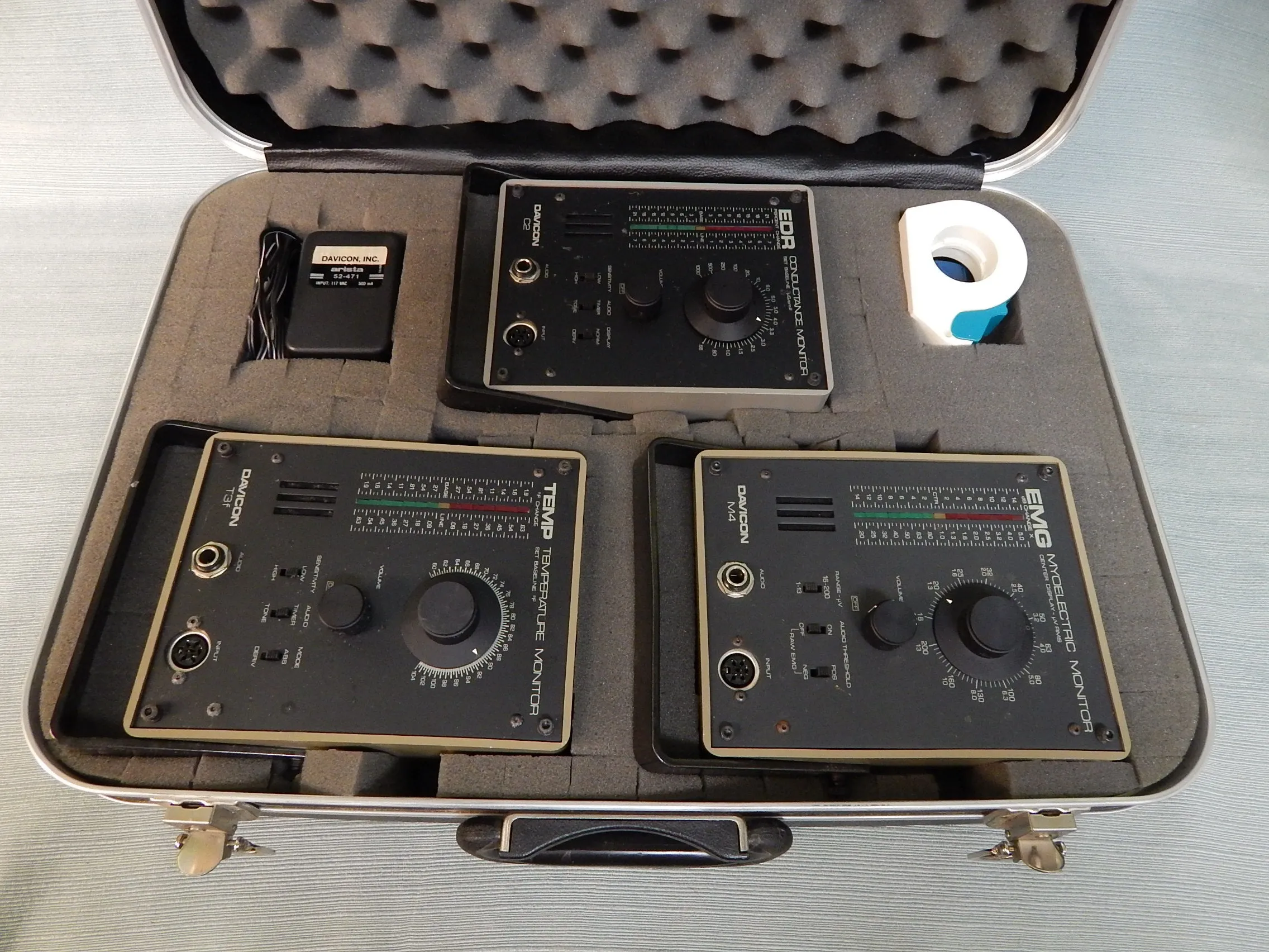 Davicon Biofeedback Moniters - Lot of 3