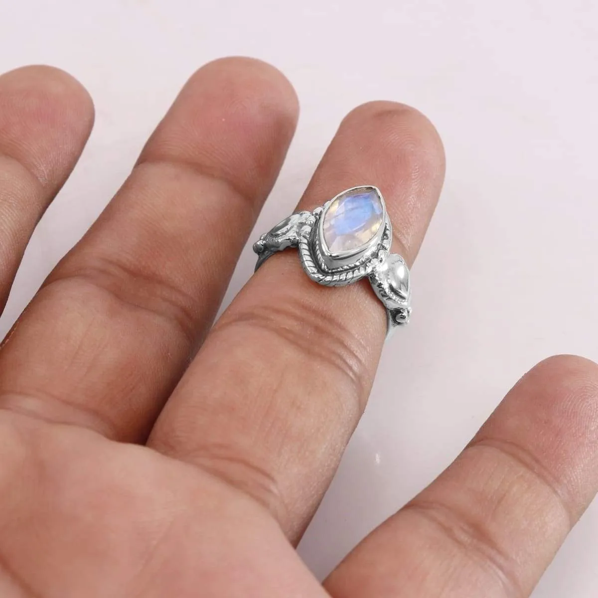 Natural Blue Flashy Rainbow Moonstone Sterling Silver Ring, Stacking Ring, 925 Silver Midi Ring, Blue Moonstone Ring, Nickel Free