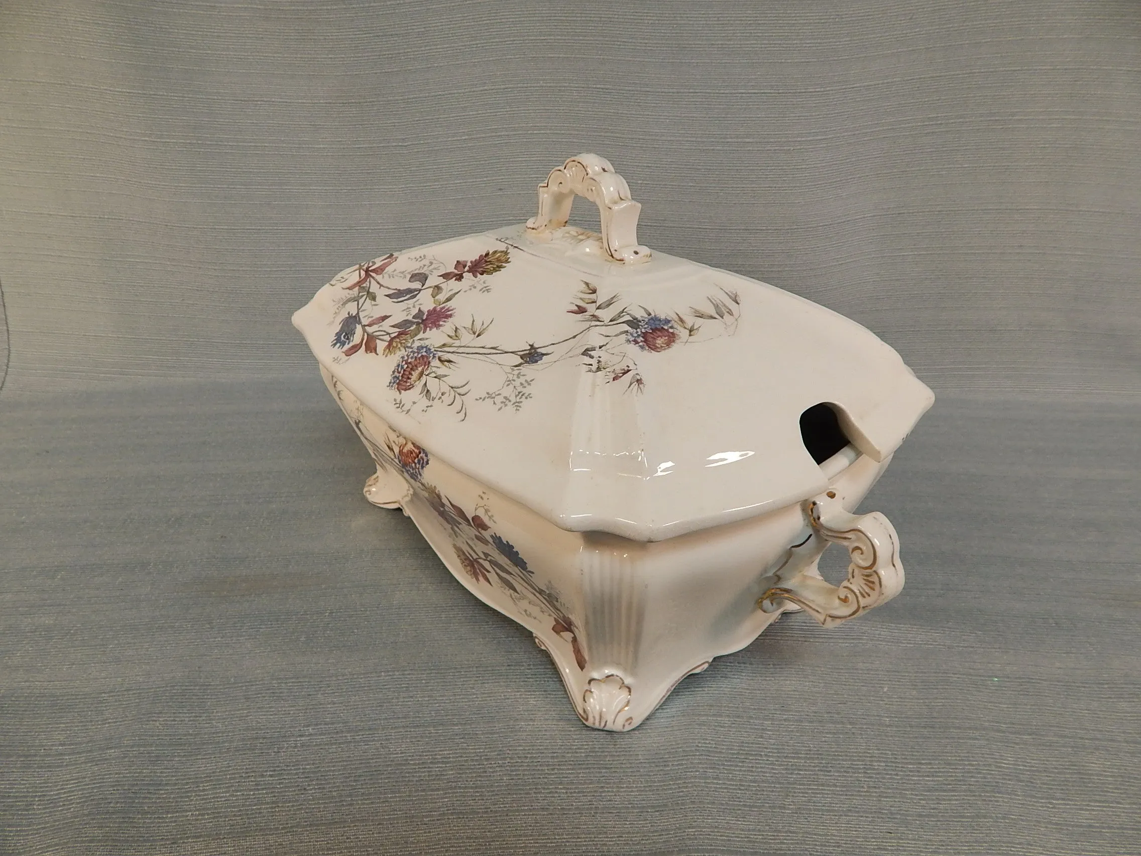 Ridgways Royal Semi-Porcelain Tureen - Mint Condition